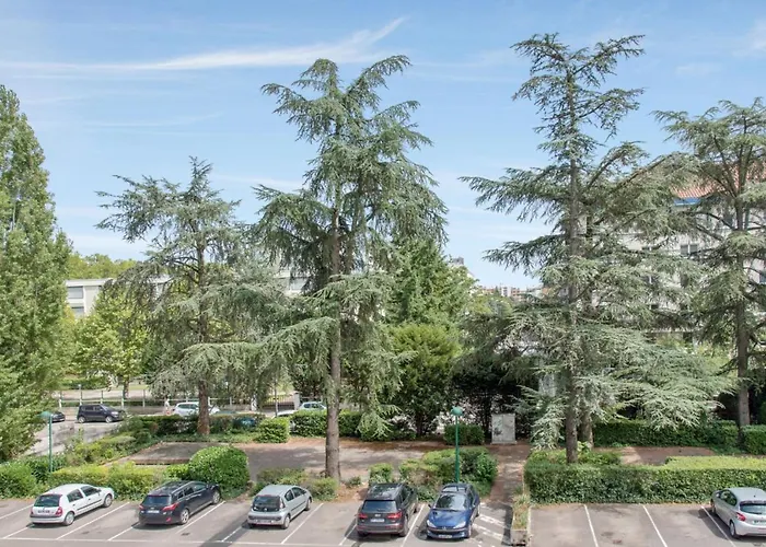Appartement Grand Confort, Parking Villeurbanne